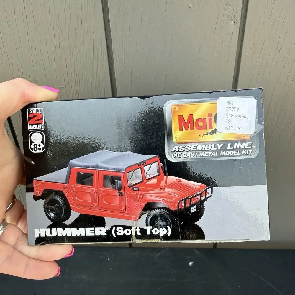 Vintage Maisto 1:27 Die-Cast Special Edition Red Hummer Kit Soft Top